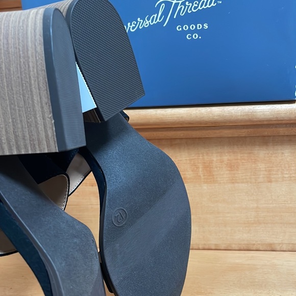 Black Faux Suede Block Heel Sandals - Picture 6 of 8